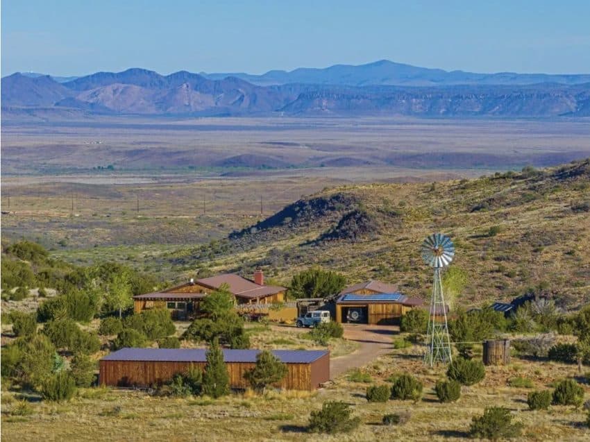 Texas Off-Grid Country Home