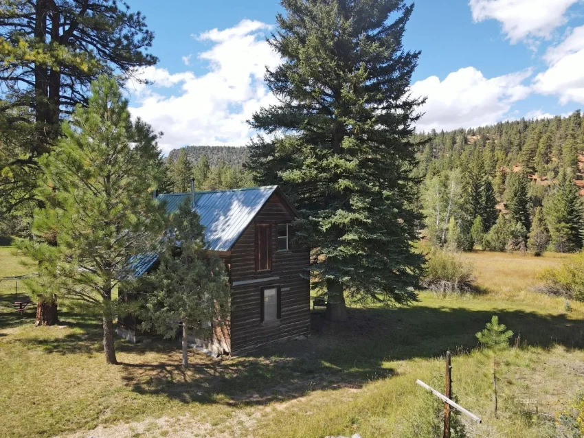 log cabin for sale