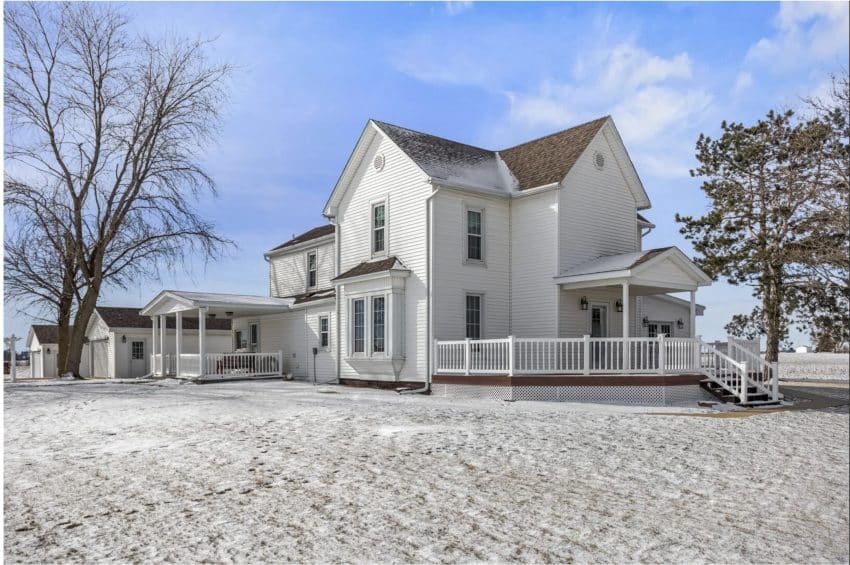 Illinois Farmhouse