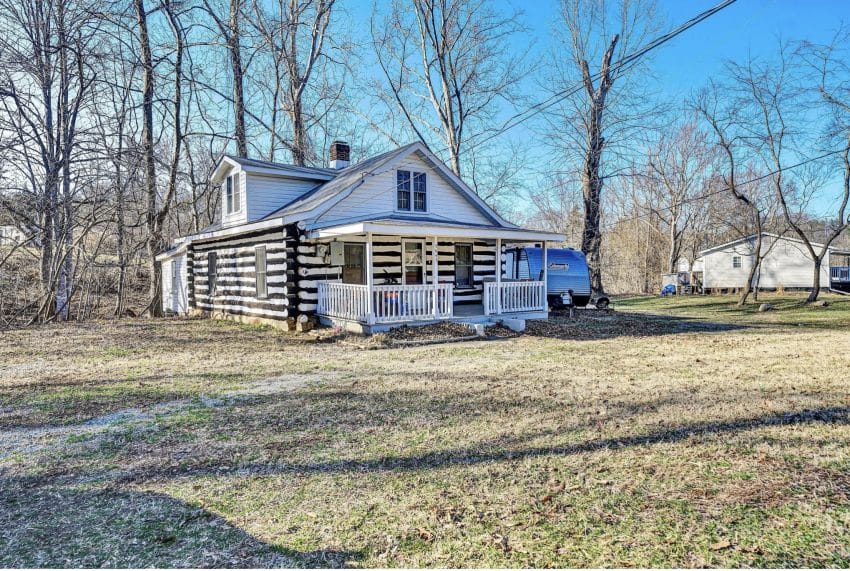 Virginia Log Cabin