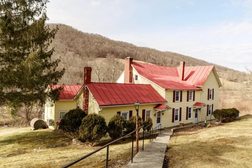 virginia mountain home