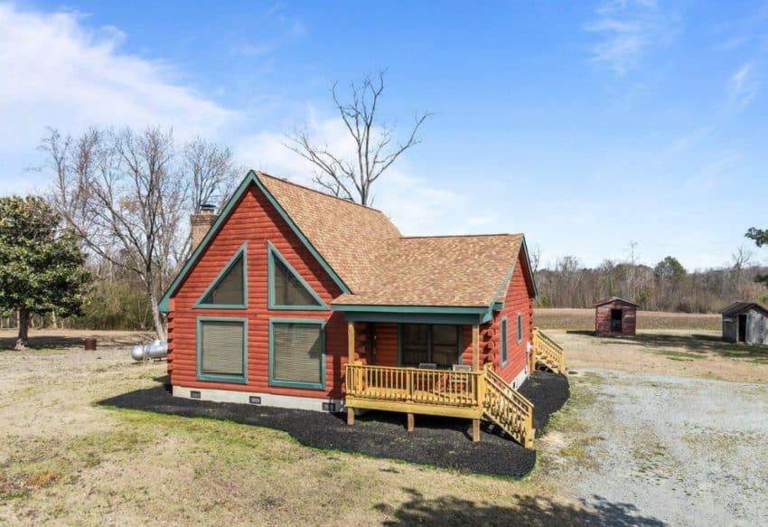 Rustic log cabin for sale