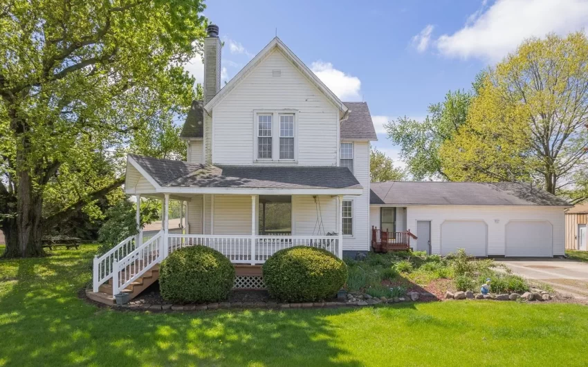 Michigan Victorian farmhouse