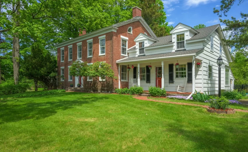 brick New York home