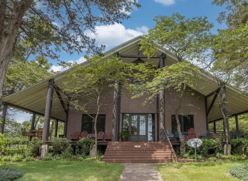 missouri farmhouse