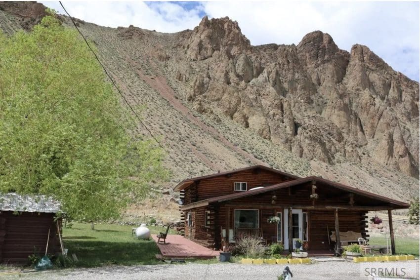 Idaho Log Cabin
