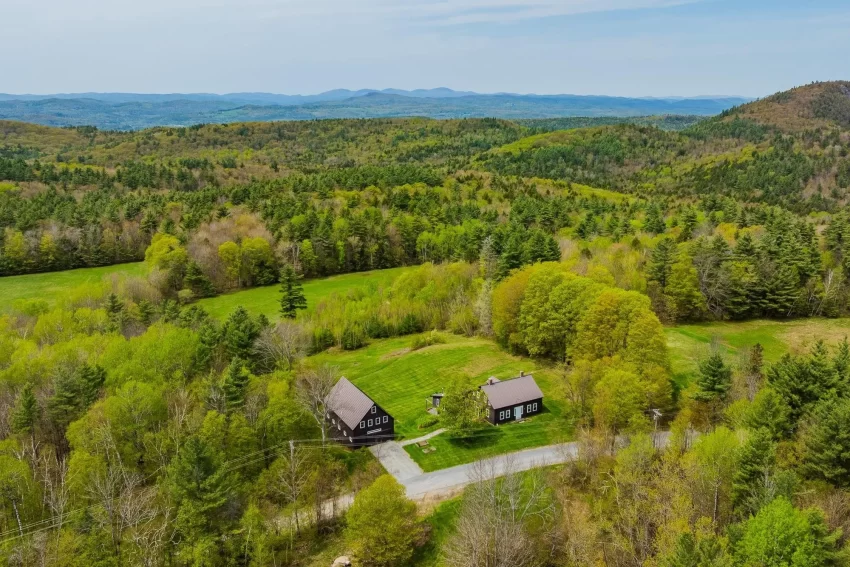 New Hampshire colonial
