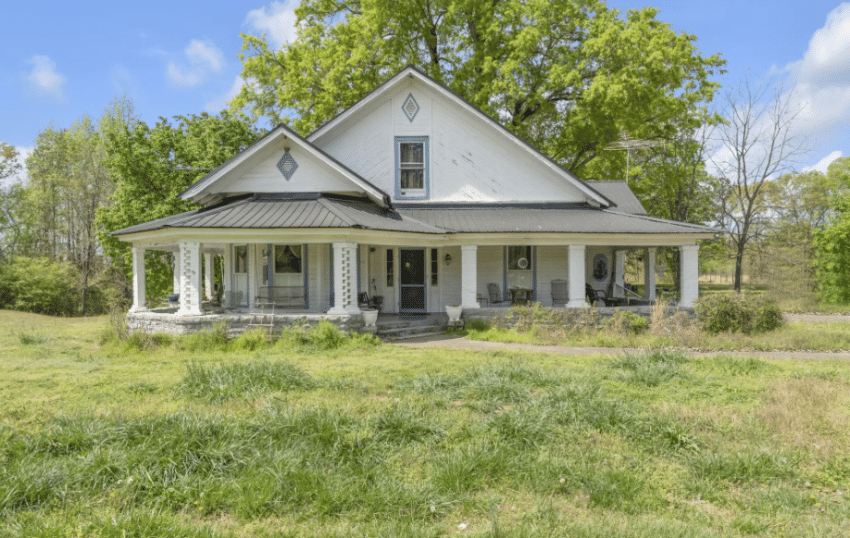 Charming farmhouse