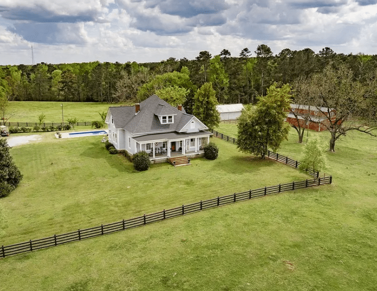 Historic farmhouse for sale