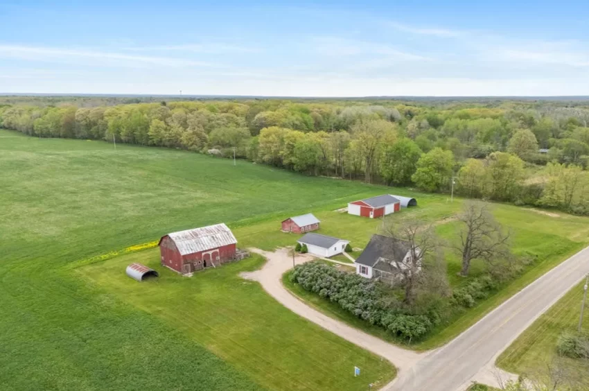 michigan farmhouse