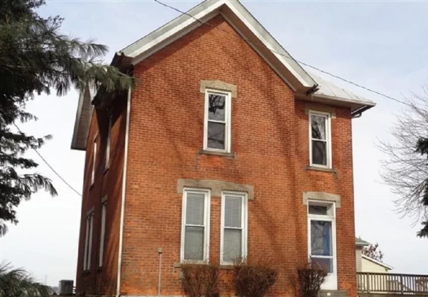 brick ohio home