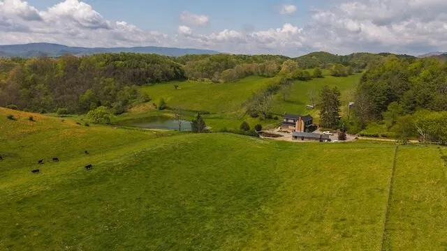 virginia farmhouse