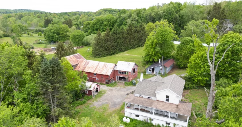 New York farmhouse