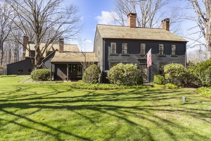 connecticut colonial