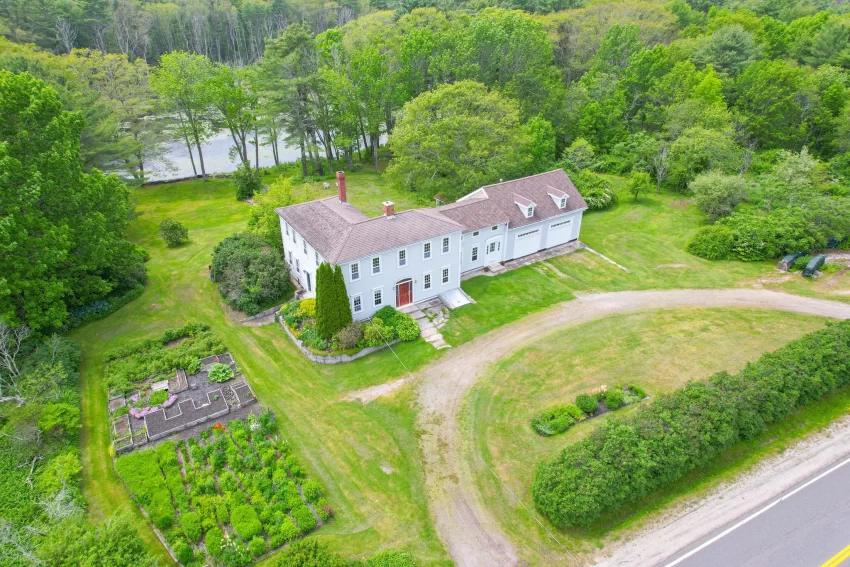waterfront maine colonial