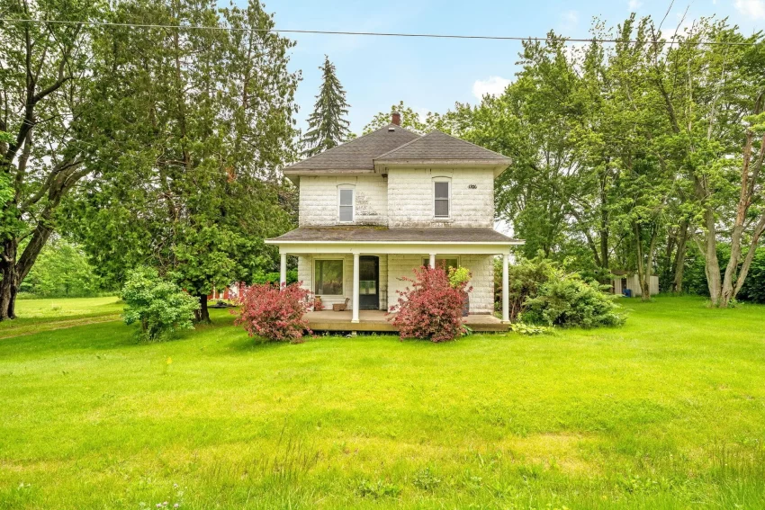 michigan farmhouse