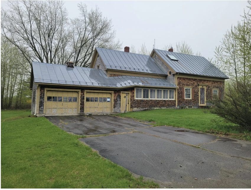 Maine Fixer Upper Farmhouse