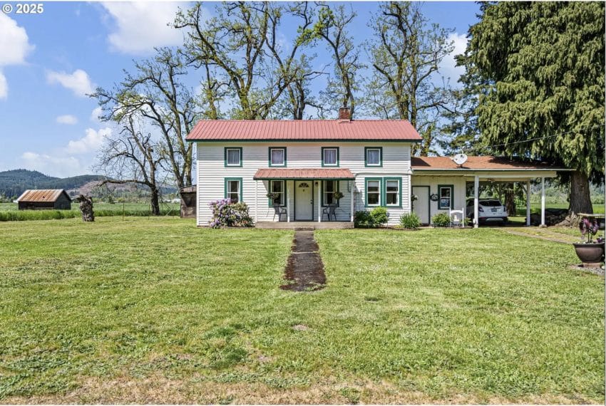 Oregon Farmhouse