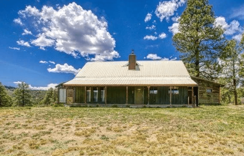 c.1980 Fixer Upper Farmhouse