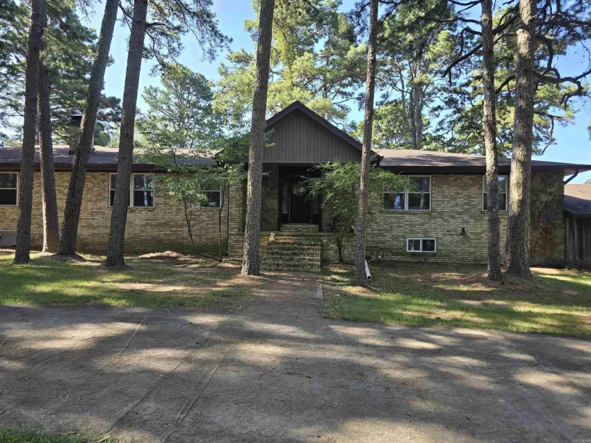 brick arkansas home