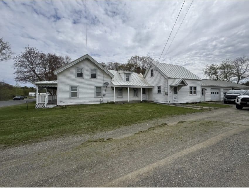 Maine Farmhouse