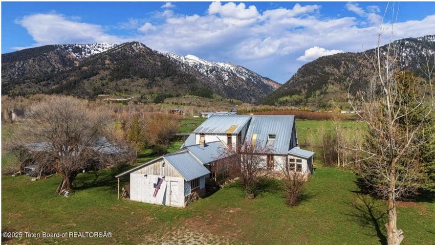 Wyoming Rustic Country Home