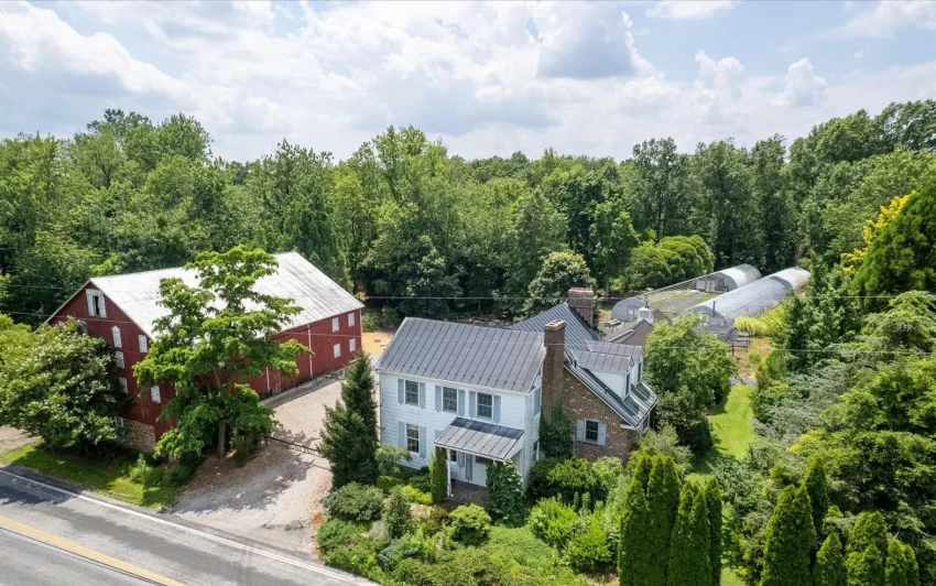 pennsylvania farmhouse