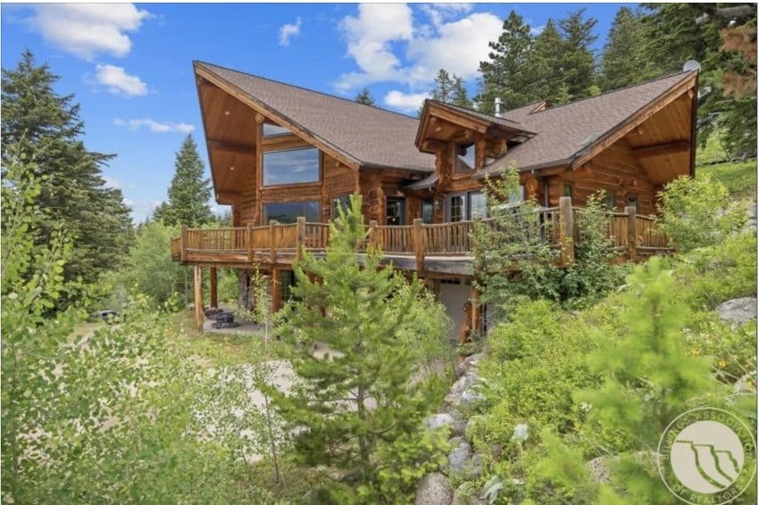 Montana Log Home