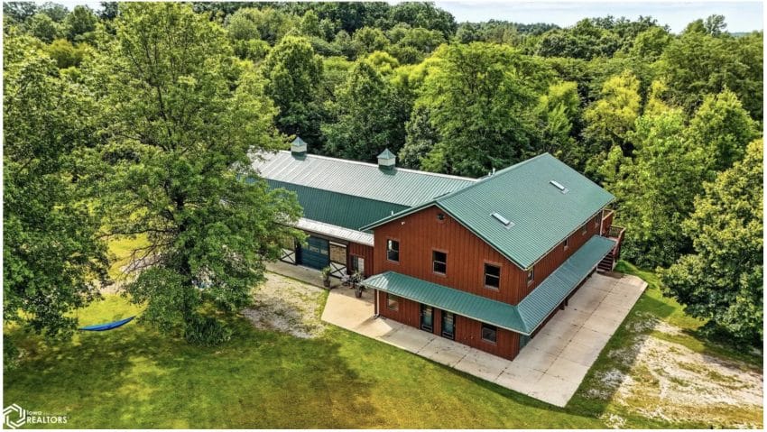 Iowa Barn Home