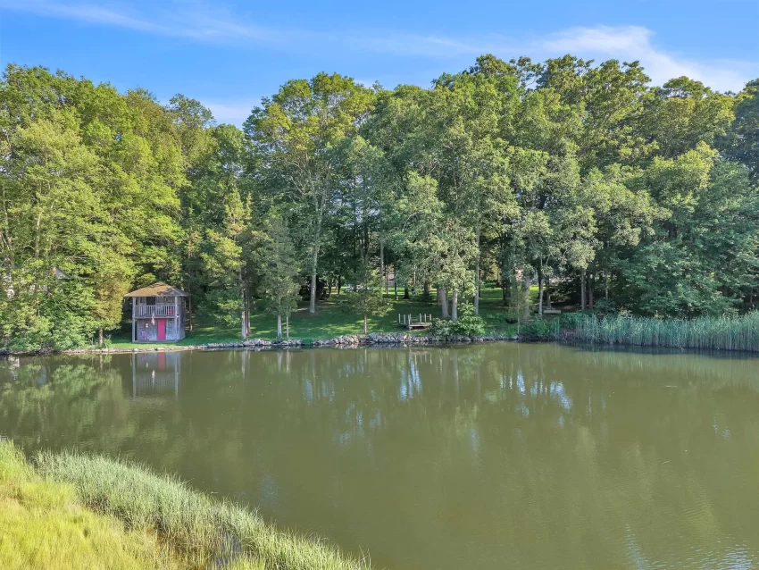 connecticut colonial