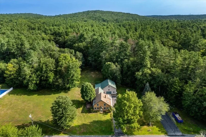 New Hampshire farmhouse
