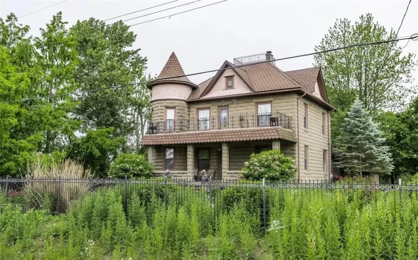 michigan victorian