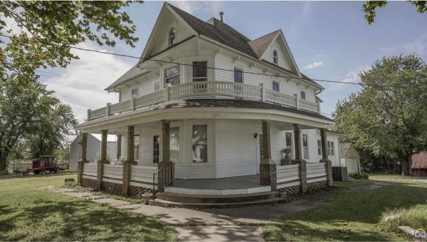 Kansas Country Home