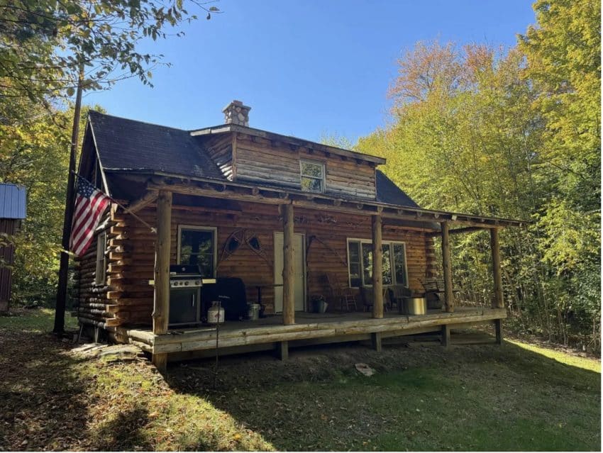 New York Rustic Log Cabin