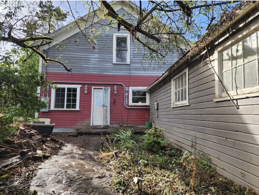 Oregon Fixer Upper Farmhouse