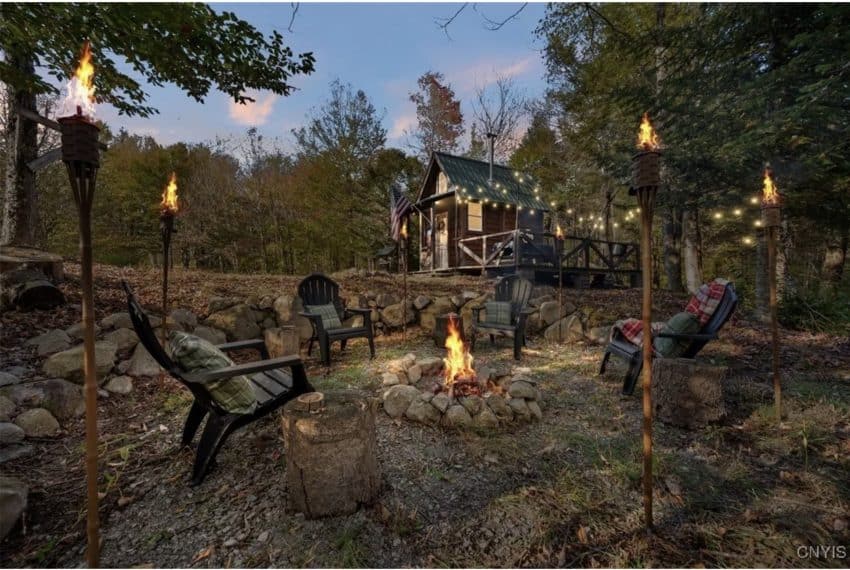 New York Off-Grid Cabin