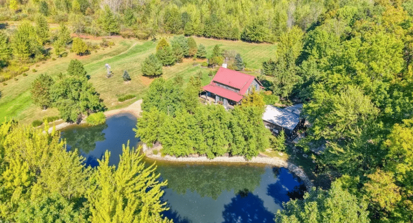 Rustic Ohio Log Cabin