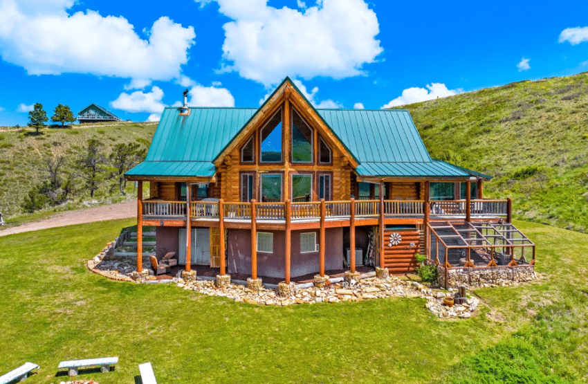 Montana Log Cabin