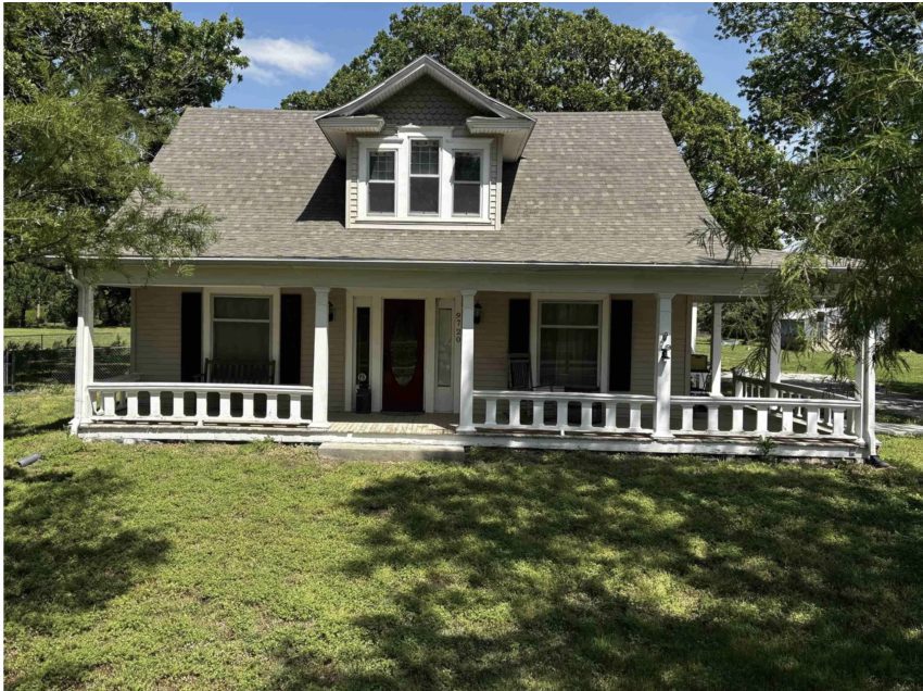 Kansas Farmhouse