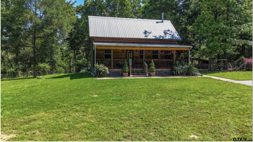 Texas Country Cabin