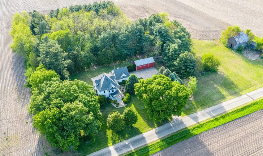 Victorian Illinois Farmhouse