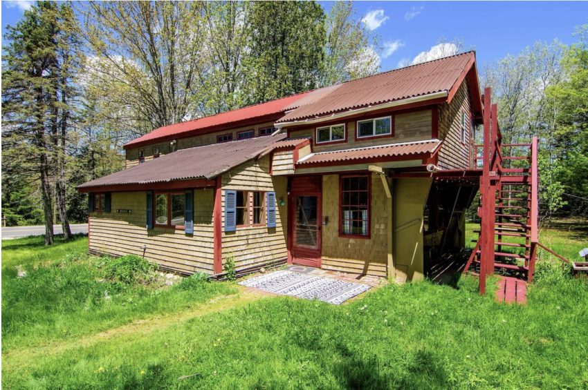 Maine Rustic Country Home