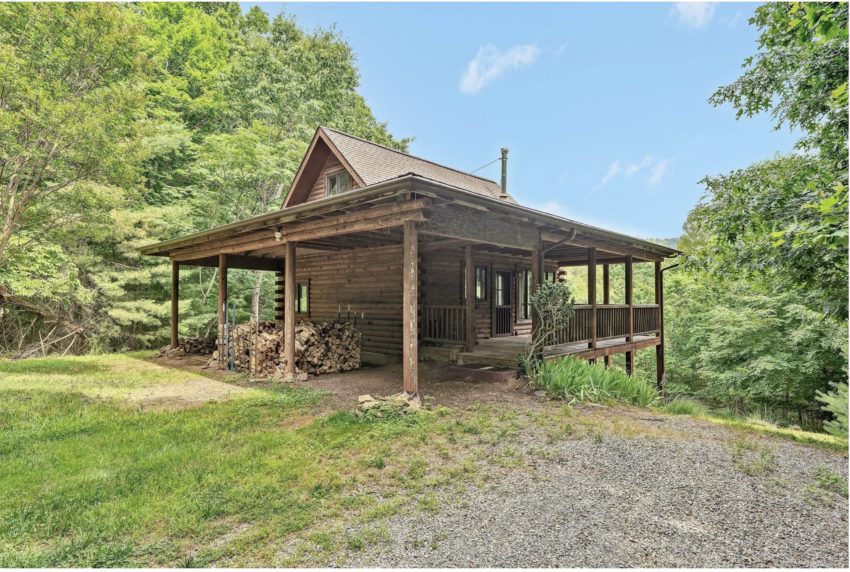 Virginia Rustic Log Cabin