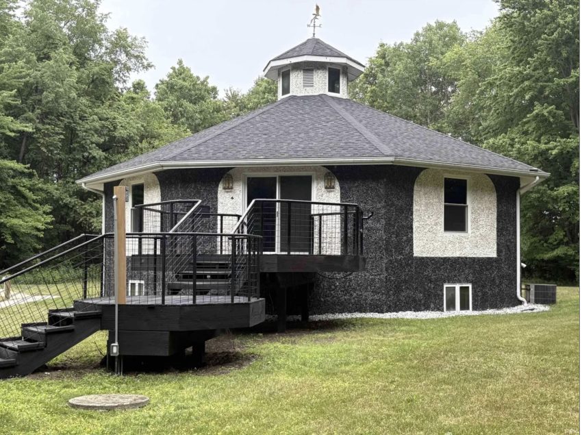 Indiana Unique Country Home