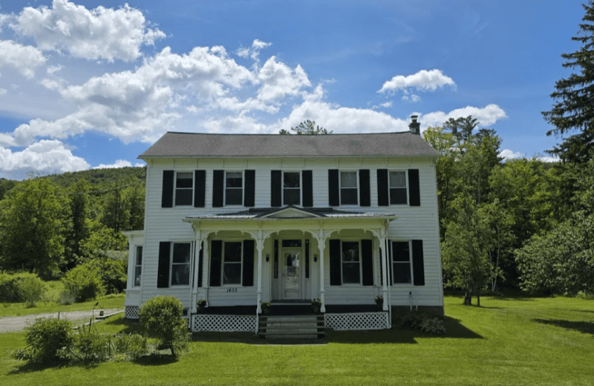 new york farmhouse