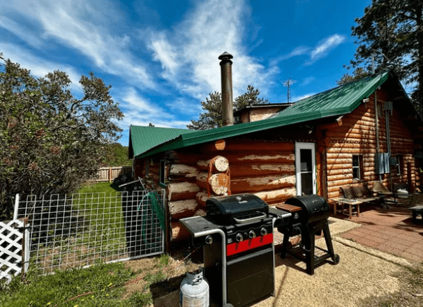 montana store and cabins