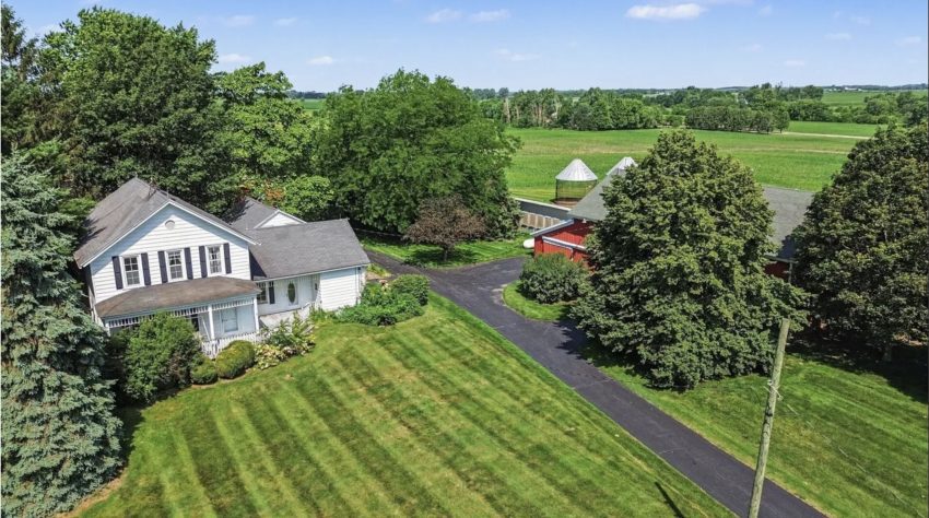 Illinois Farmhouse