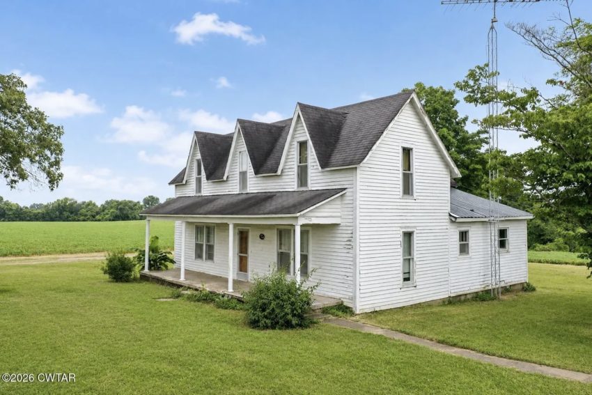 Tennessee Farmhouse
