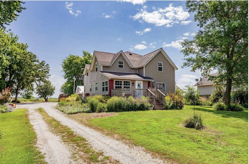 Iowa Country Home