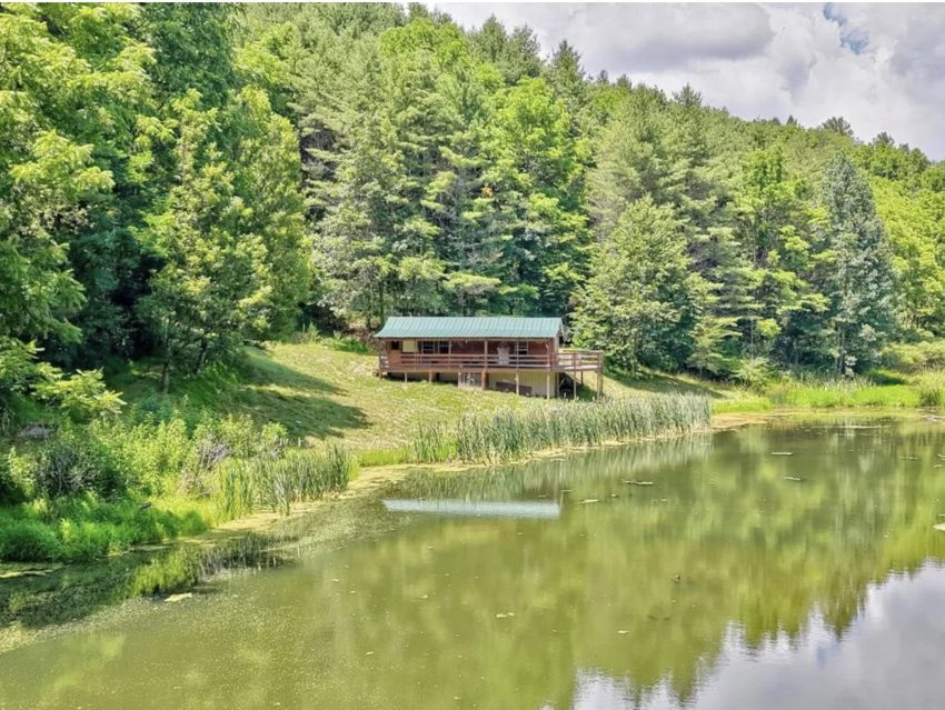 Virginia Rustic Country Cabin